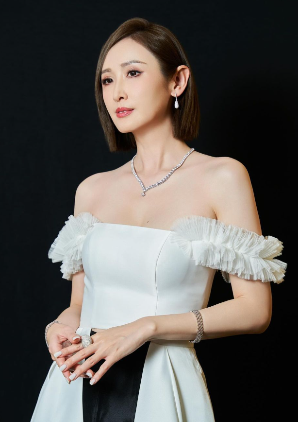 陈贝儿 Janis Chan